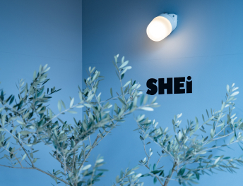 SHEi DOG GOODS & CAFE